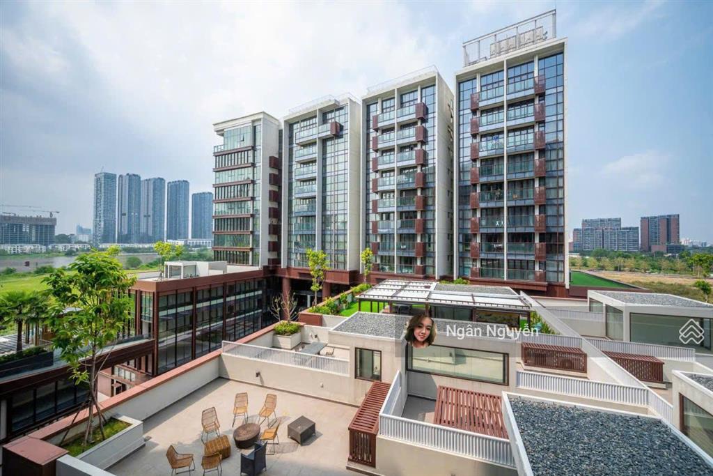 The galleria 1pn  49m2, view hồ bơi+công viên, giá 14 tỷ.  em ngân 0981 799 ***