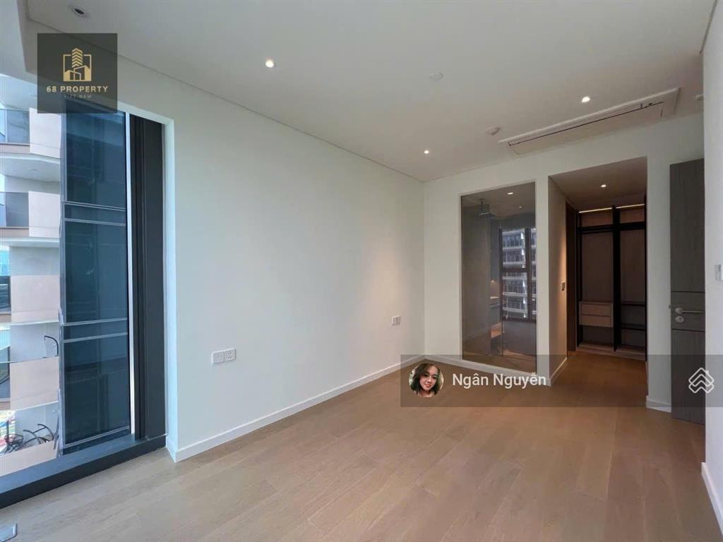 Căn hộ giá cao cho ai thích view đẹp. the opera 2pn  77m², view sông + q1 + trung tâm hành chính