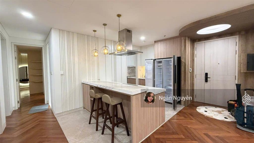 Bán căn hộ cove  empire city, 3pn  164 m2, tầng trung, view sông + quận 7.  em ngân 0981 799 ***