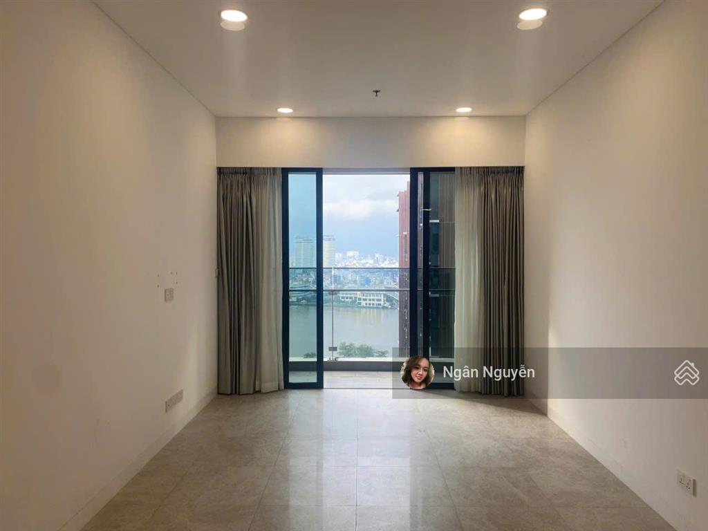 Bán căn hộ the river 2 pn  82m2, view hồ bơi + sông, tầng cao, giá 25 tỷ.  em ngân 0981 799 ***
