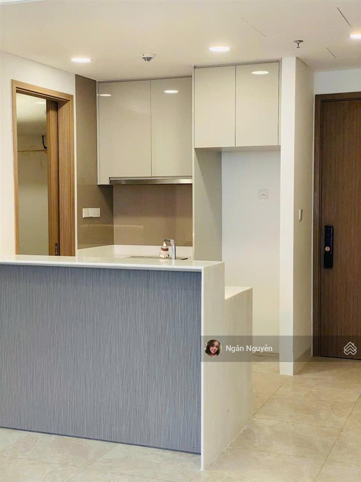 Bán căn hộ the river 2 pn  82m2, view hồ bơi + sông, tầng cao, giá 25 tỷ.  em ngân 0981 799 ***