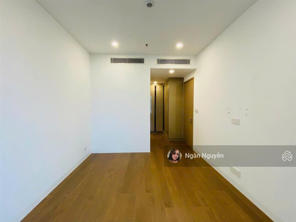 Bán căn hộ the river 2 pn  82m2, view hồ bơi + sông, tầng cao, giá 25 tỷ.  em ngân 0981 799 ***