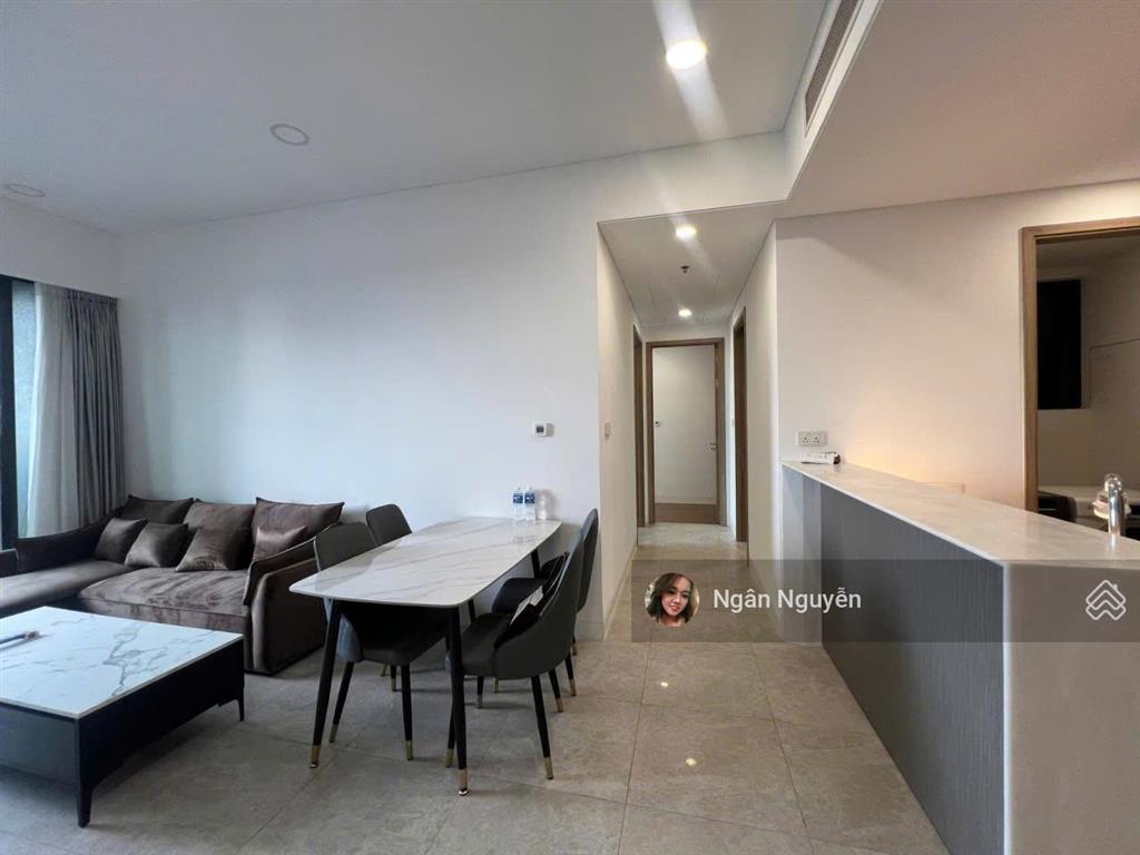 Bán căn hộ the river 2 pn  82m2, view hồ bơi + sông, tầng cao, giá 25 tỷ.  em ngân 0981 799 ***