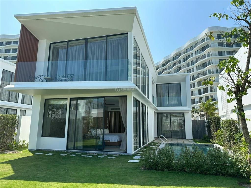 Chính chủ chuyển sang nước ngoài định cư cần bán gấp căn biệt thự biển đang vận hành tốt giá cắt lỗ