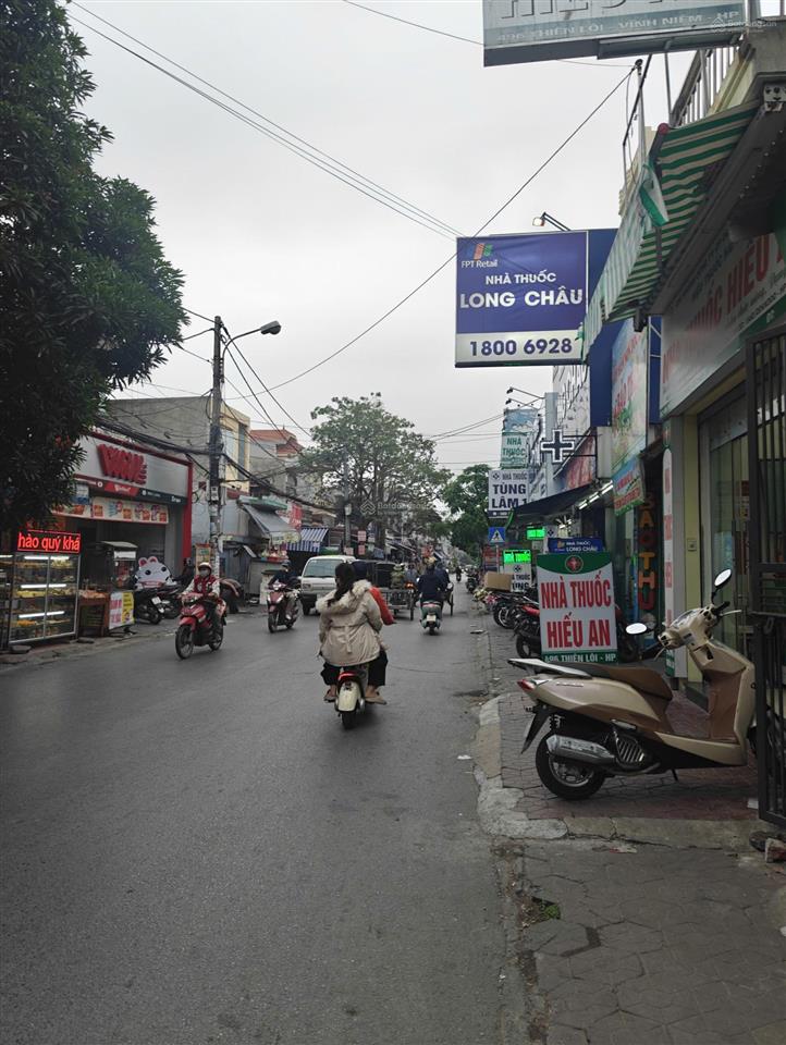 Nhà mặt đường thiên lôi, mặt tiền rộng, kinh doanh tốt
