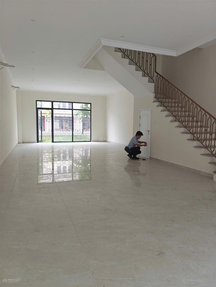 Hiếm có! cho thuê chỉ hơn 11 tr/th, shophouse 108m2 hoàn thiện vũ yên ngay cạnh vincom