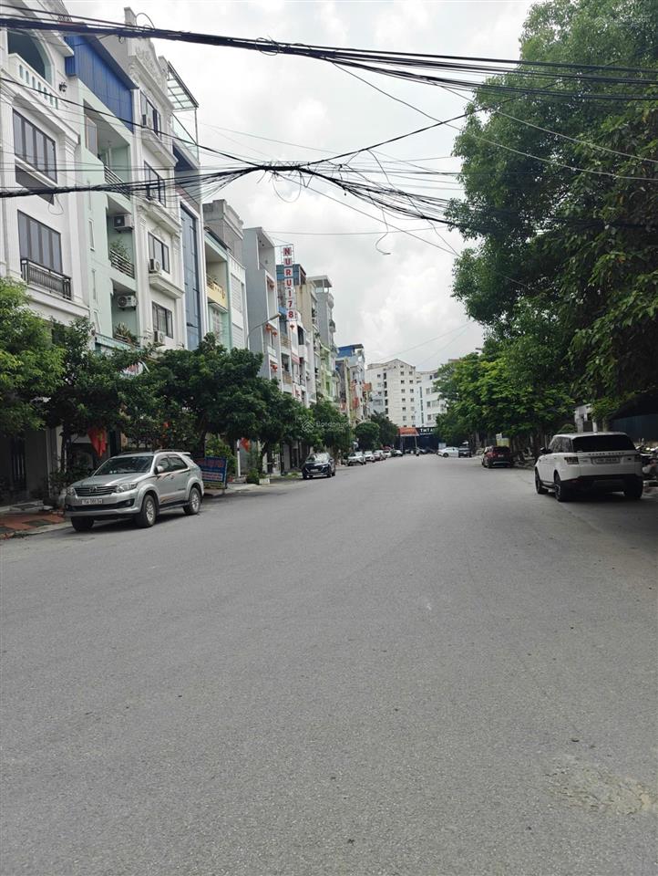 Bán nhà mặt đường lô 7c, đỗ chính lê hồng phong, vị trí đẹp