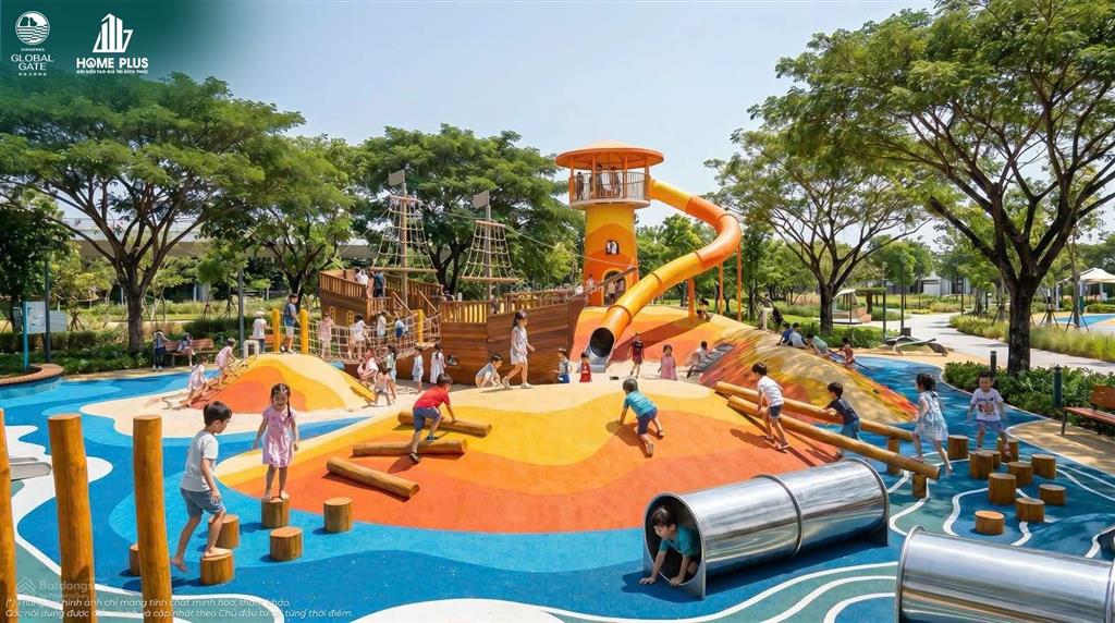Em bán căn song lập 162m cạnh vincom 12,1 tỷ xây thô 4 tầng, cách bãi biển 50m