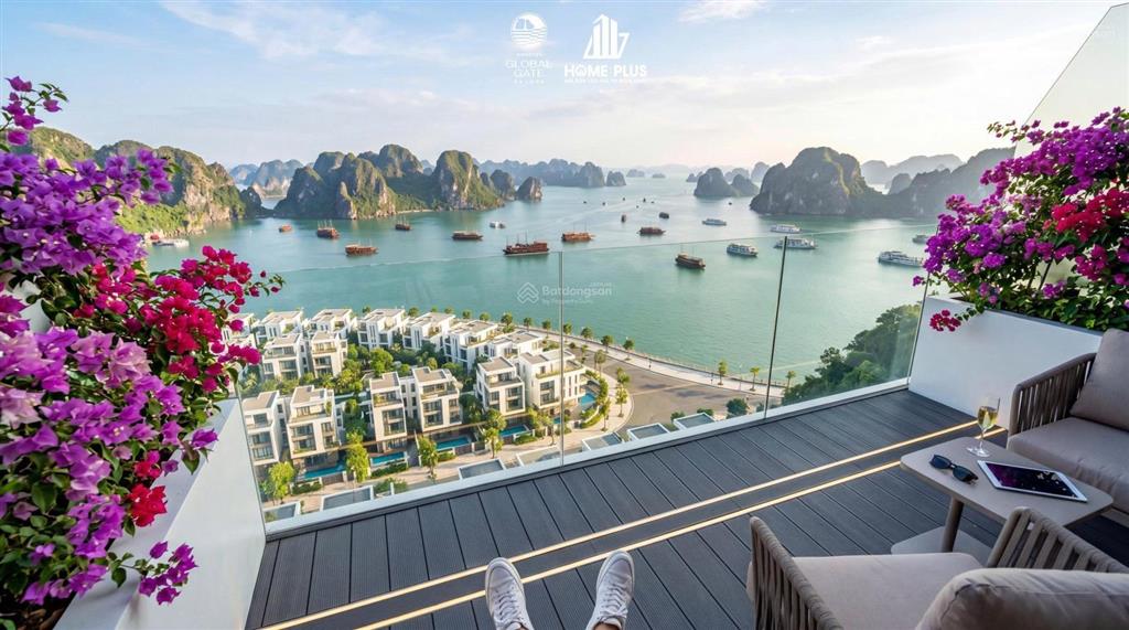 Em cần bán căn biệt thự sát biển vin hạ long giá 80tr/m, xây sẵn 3 tầng, giá rất tốt đợt 1