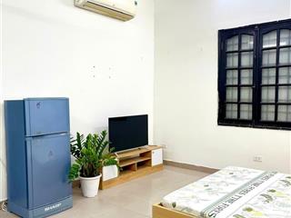 Chính chủ cho thuê căn hộ 4 tô hiến thành ngay vincom bà triệu dt 35m2 full nội thất wc khép kín