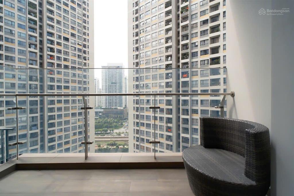 |q2 thảo điền| bán 1 phòng ngủ  có sẳn sổ k vay 7,95 tỷ, 48m2  có hđ thuê