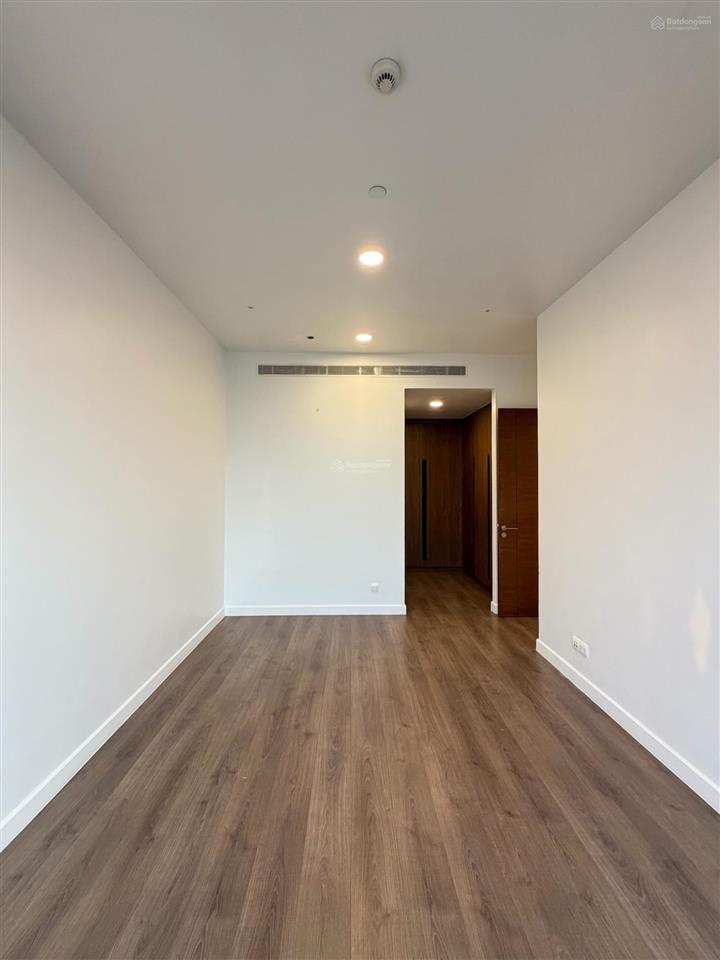 Thuê nassim  4pn thành 3pn lớn the nassim thảo điền, trực diện sông giá 110 triệu   0905 007 ***