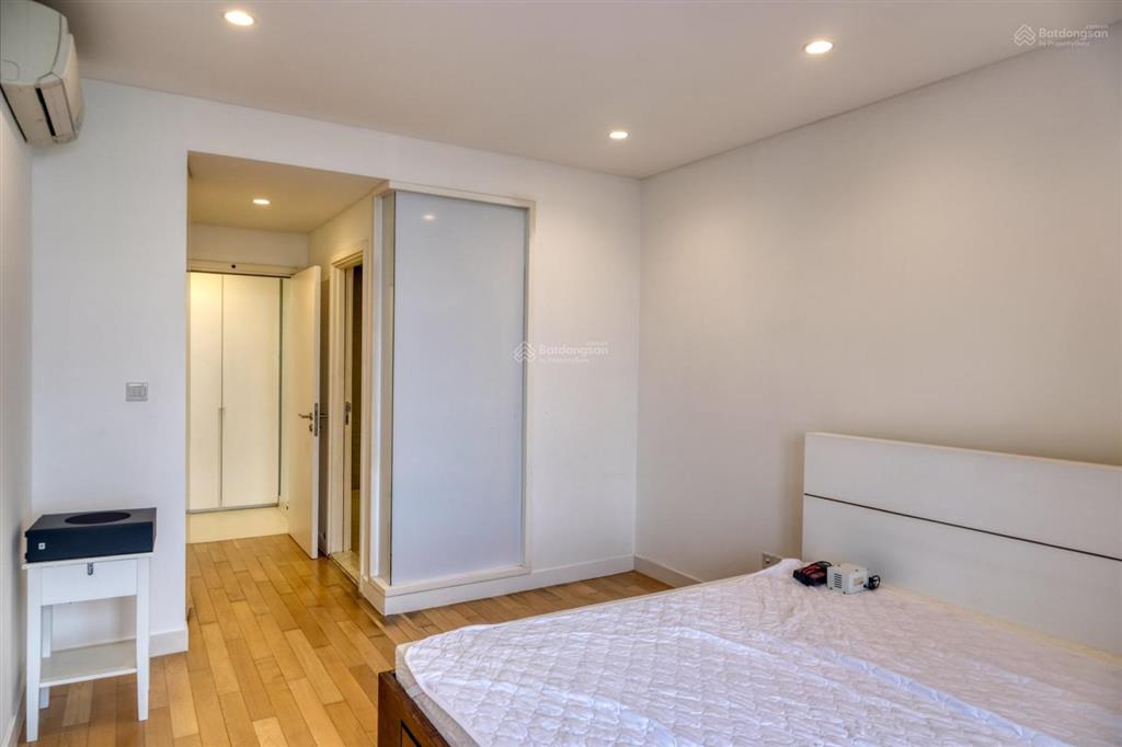 Cho thuê cc city garden, 60 triệu, 160m2, 3pn + 2wc, nội thất đầy đủ, uy tín