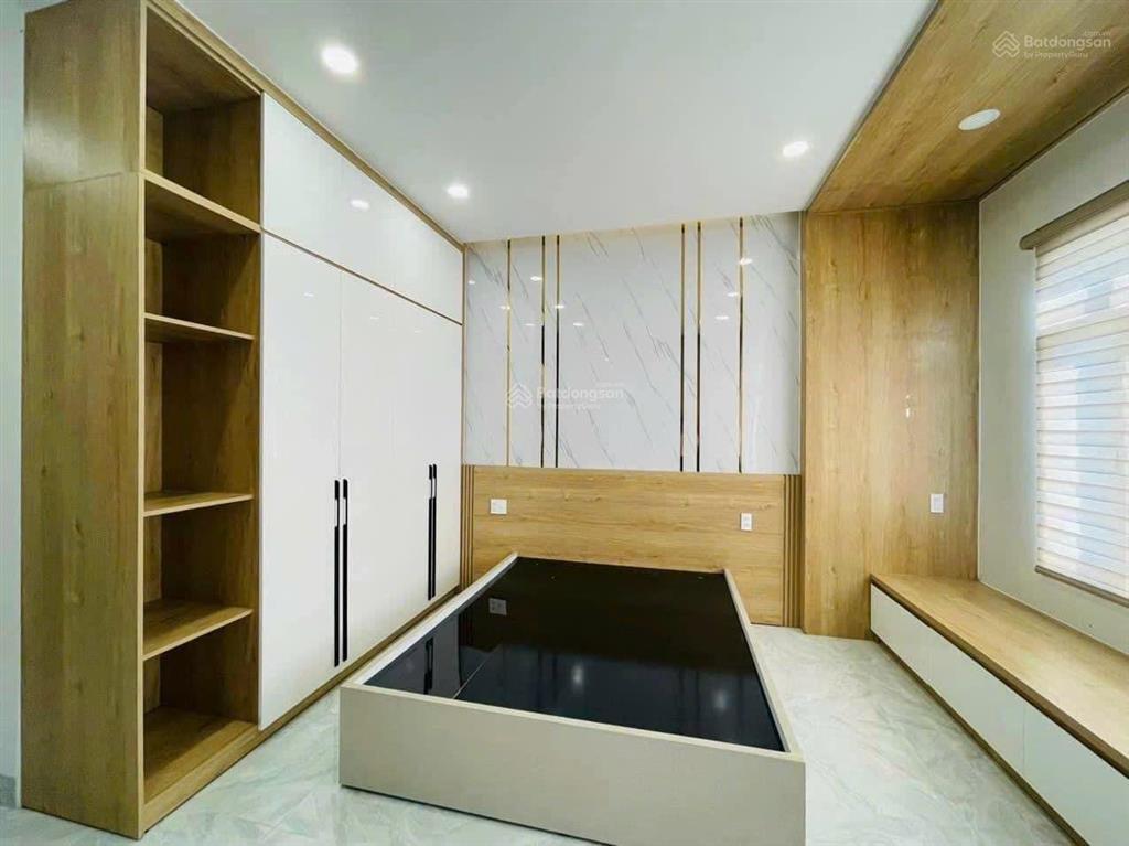 Cần bán gấp nhà ngộp giá rẻ hơn thị trường | lã xuân oai chỉ 6 tỷ 980 | đang cho thuê 30tr