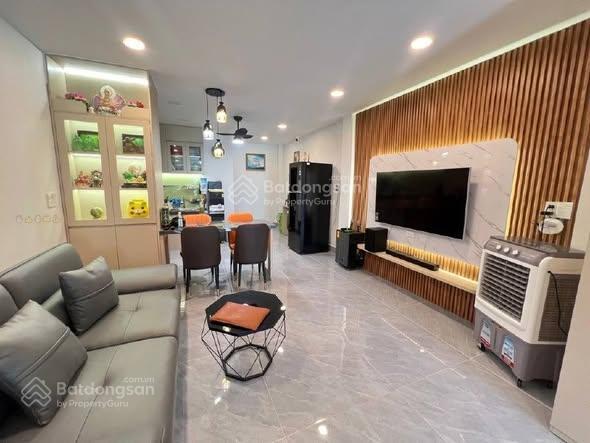 Nhà võ văn ngân chỉ 3 tỷ 080  cho thuê 18 triệu/tháng, hẻm xe tải, sát vincom thủ đức