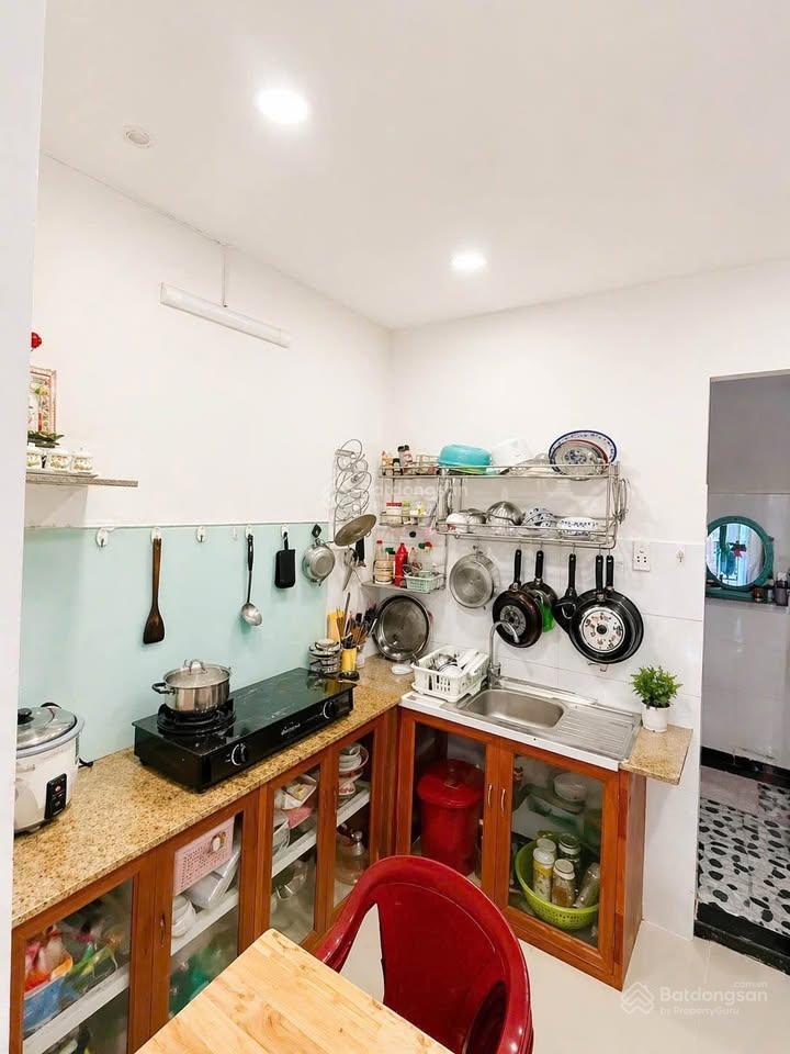 Sở hữu nhà gần vincom thủ đức | dòng tiền sẵn 18 triệu/th | dt 48m² 3 tầng giá chỉ 2,95 tỷ