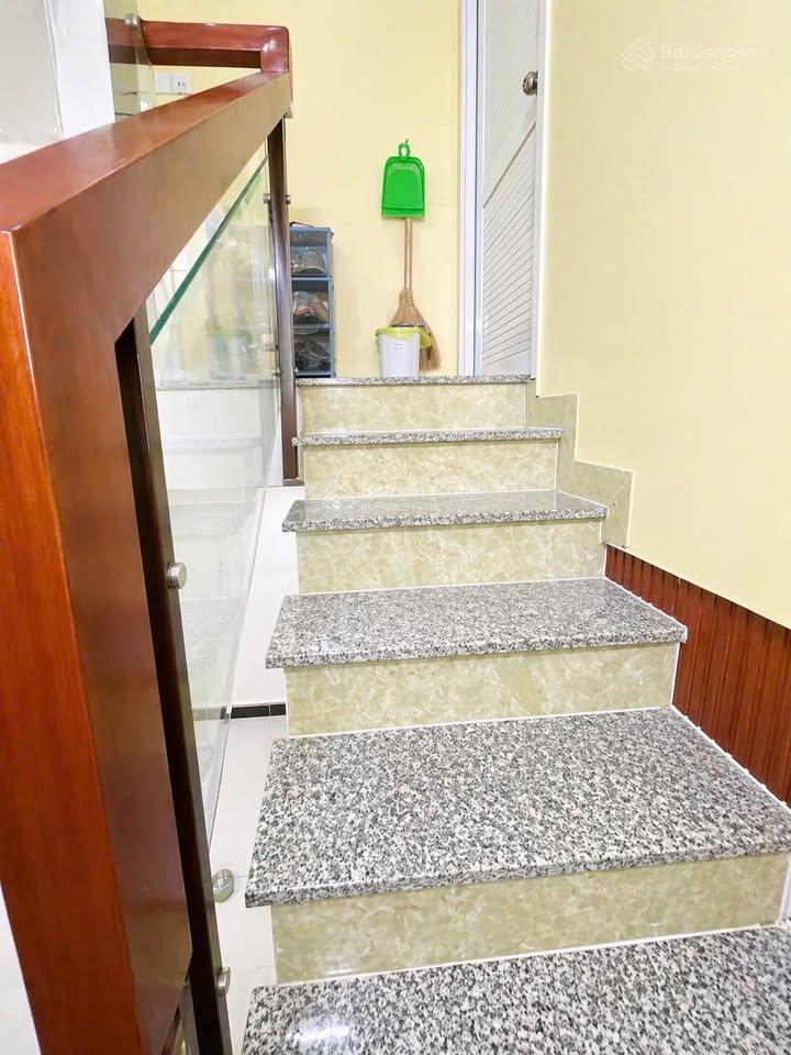 Sở hữu nhà gần vincom thủ đức | dòng tiền sẵn 18 triệu/th | dt 48m² 3 tầng giá chỉ 2,95 tỷ