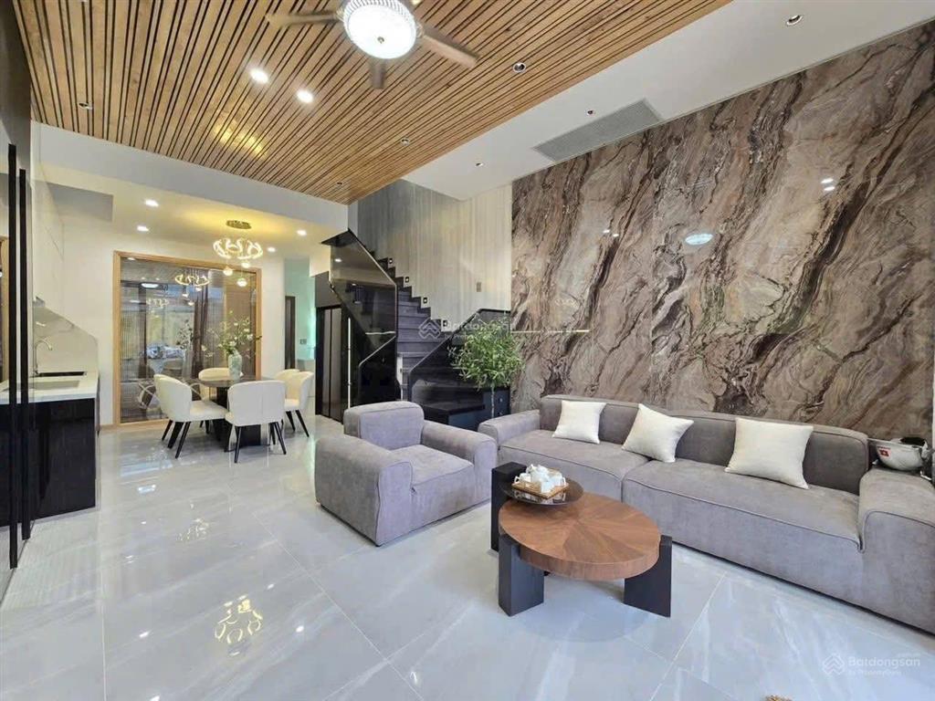 Lên sóng nhà đẹp ngay đh văn lang  chu văn an | nhà 3 tầng kiên cố 60m² | giá mềm