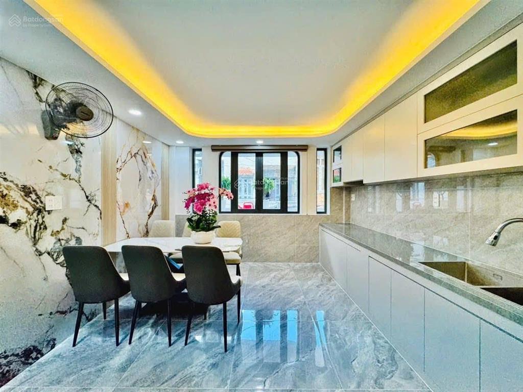 Sở hữu nhà 5 tầng ngay trung tâm quận 3, hxh điện biên phủ | 64m2