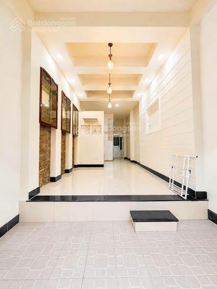 4,36 tỷ, chốt nhanh trong tháng | nhà 3 tầng 53m2, ngang 4m sát chợ trần hữu trang phú nhuận