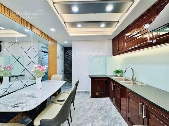 Kèo thơm chợ bàn cờ | 42m2 | sẵn dòng tiền 17tr/tháng | hàng hiếm quận 3