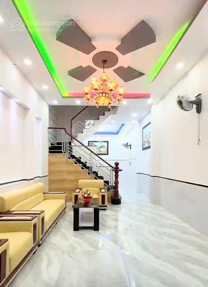 3,38 tỷ tại hoàng diệu q4, nhà nhiều phòng, gần quận 1, thuận tiện sinh hoạt