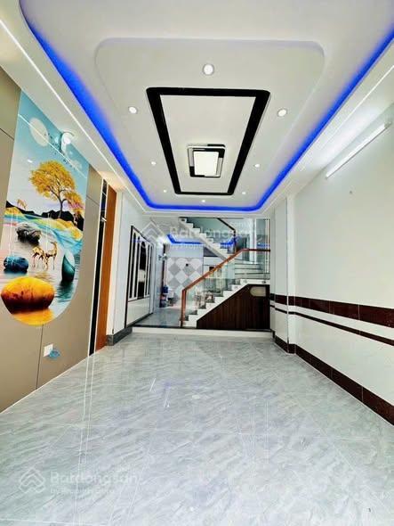 Giá hiếm 3.55 tỷ | nhà 4 tầng 4pn, hẻm 6m ngay phan xích long pn  khu ẩm thực náo nhiệt