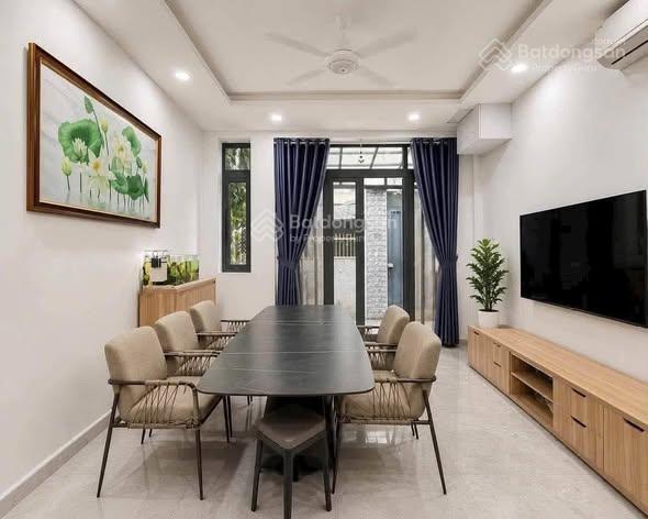 Nhà chủ tâm huyết xây kỹ, 4pn 4wc bông sao 56m2, 3,79 tỷ, pháp lý minh bạch
