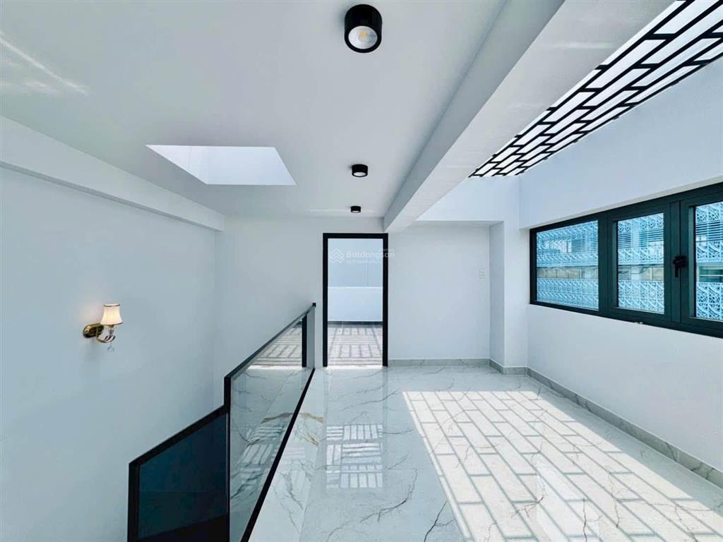Chốt nhanh kẻo lỡ! nhà riêng nguyễn thị nhỏ tân bình 72m2, 4pn 5wc  5,99 tỷ