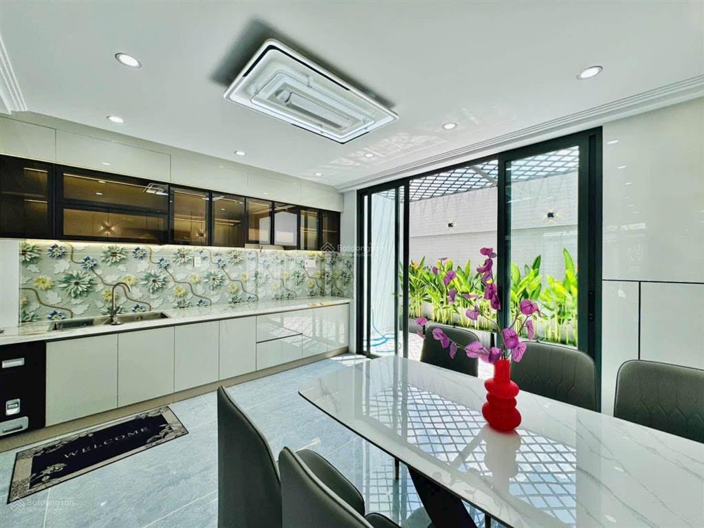 Chốt nhanh kẻo lỡ! nhà riêng nguyễn thị nhỏ tân bình 72m2, 4pn 5wc  5,99 tỷ