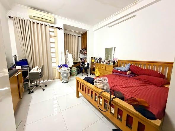 Hẻm ô tô 5,5m lê văn lương q7 cũ, nhà 68m2, 4pn, giá 4,63 tỷ