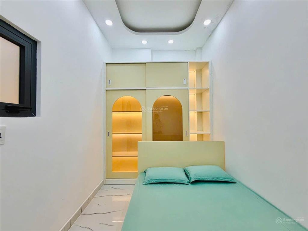 Nhà hẻm xe hơi xóm đất q11 cũ, nhà 48m2, 3pn, giá 3,75 tỷ