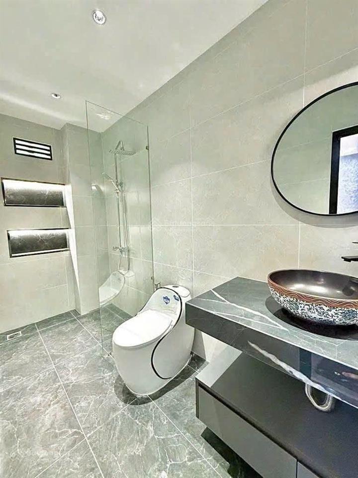 Nhà bùi đình túy có 4 phòng ngủ, diện tích 64m2