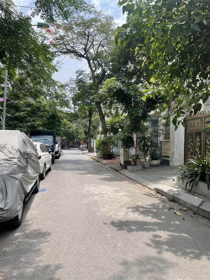 Siêu phẩm biệt thự khu đô thị vĩnh hoàng  mặt tiền bề thế 13m  giá tốt nhất khu vực