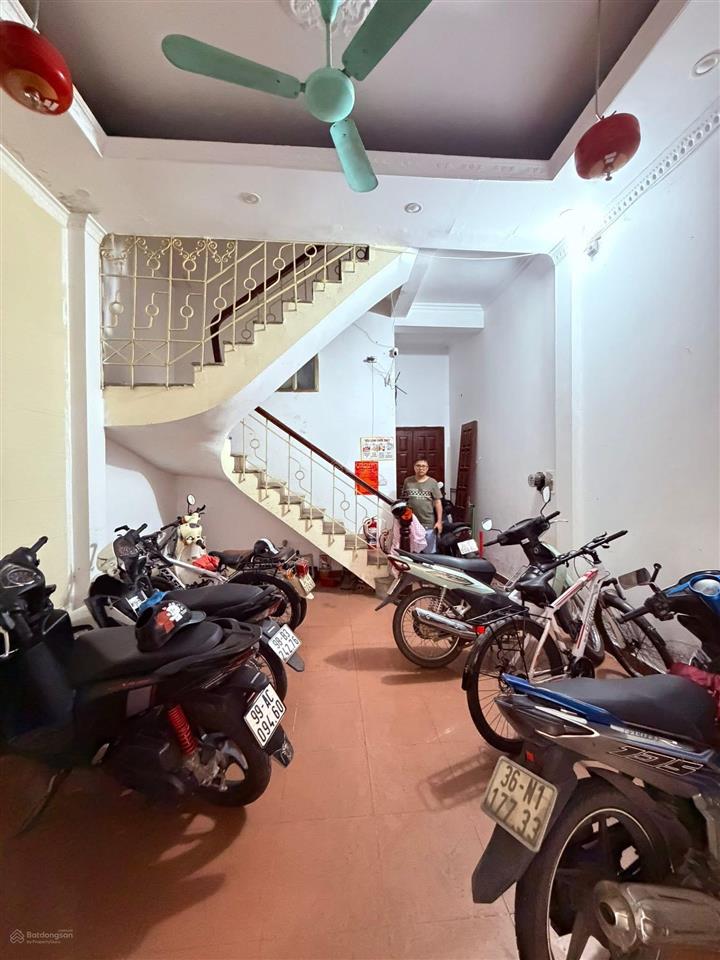Siêu hiếm. bạch mai bán nhà 57m mặt ngõ siêu rộng 5m ra mặt phố vừa ở vừa kinh doanh cho thuê vip