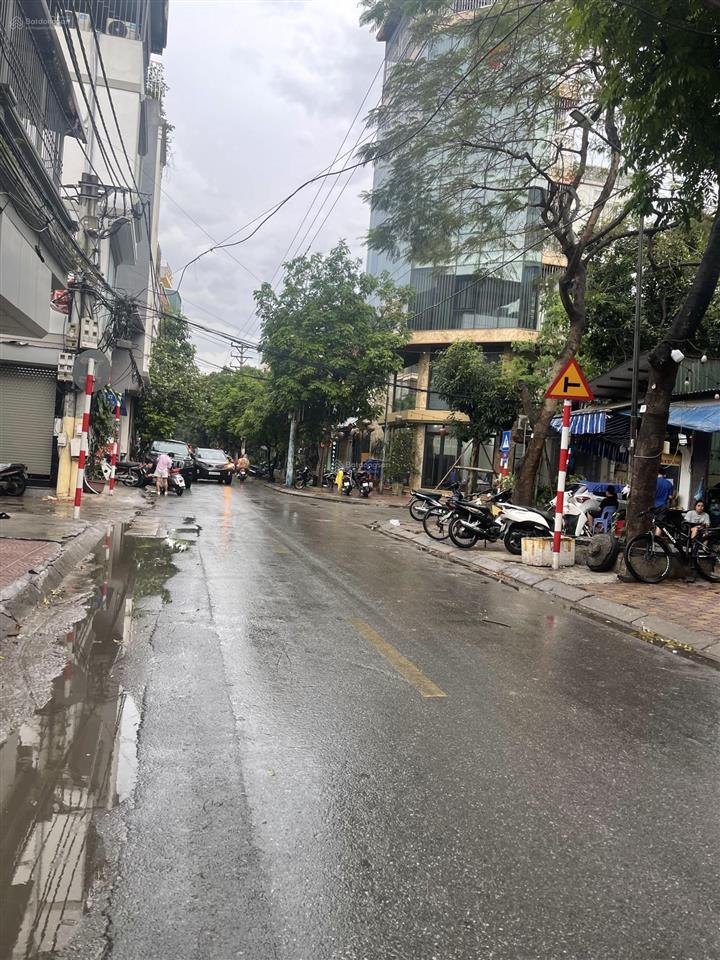 Bán nhà riêng 38m 5 tầng thang máy ,ô tô đỗ cửa vừa ở vừa kinh doanh cho thuê dòng tiền, lĩnh nam