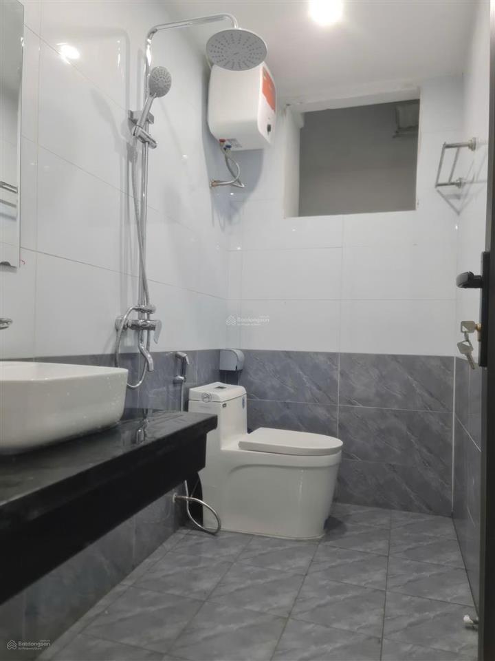 Siêu phẩm  bạch mai nhà  dt 73m 6 tầng thang máy 10 phòng khép kín vừa ở vừa cho thuê kinh doanh.