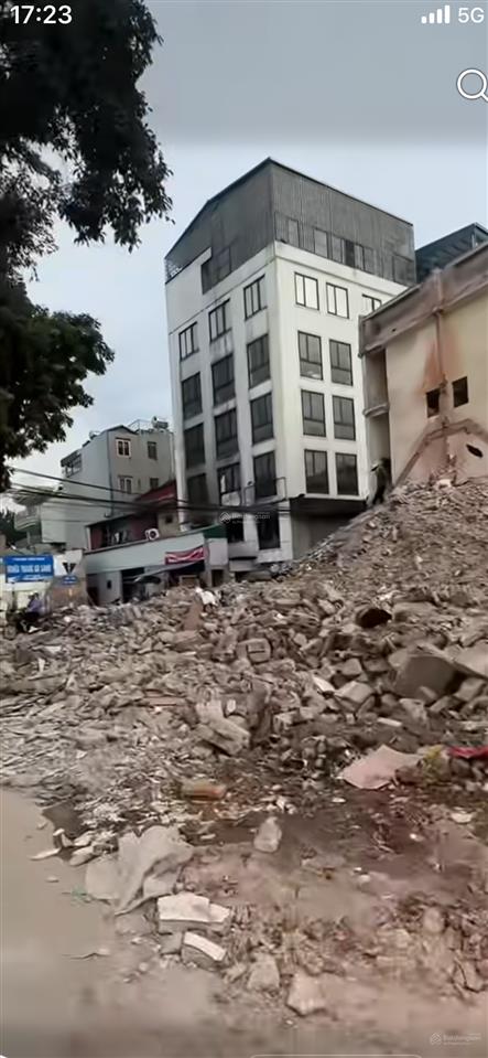 Bán hiếm chủ nhà đang rất cần tiền muốn bán nhanh nhà mặt phố lĩnh nam dt 63m2 3 tầng giá cực tốt