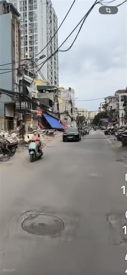 Bán hiếm chủ nhà đang rất cần tiền muốn bán nhanh nhà mặt phố lĩnh nam dt 63m2 3 tầng giá cực tốt