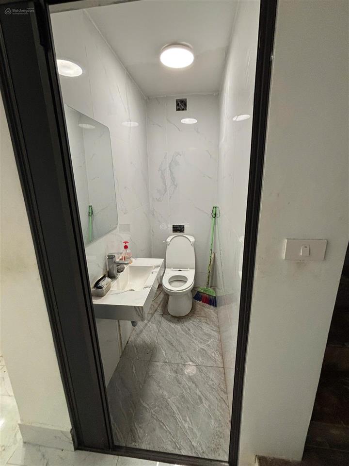 Cho thuê nhà riêng tại ngõ lệnh cư, khâm thiên, 18 triệu, 125m2, giá tốt