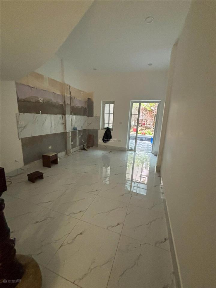 Cho thuê nhà riêng tại ngõ lệnh cư, khâm thiên, 18 triệu, 125m2, giá tốt