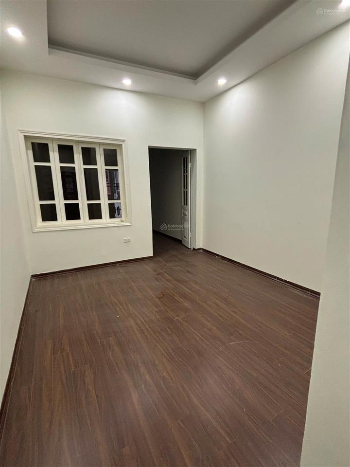 Cho thuê nhà riêng tại ngõ lệnh cư, khâm thiên, 18 triệu, 125m2, giá tốt