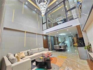 Kinh doanh đường thông views công viên thang máy  nội thất cao cấp  75 m2  7 tầng  long biên