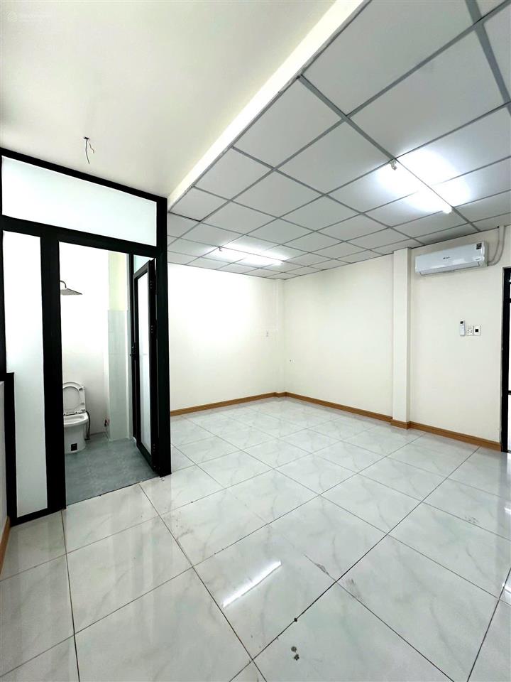 Cực hiếm bán toà nhà building 6 tầng mặt tiền đường chợ thủ đức giá chỉ 27 tỷ