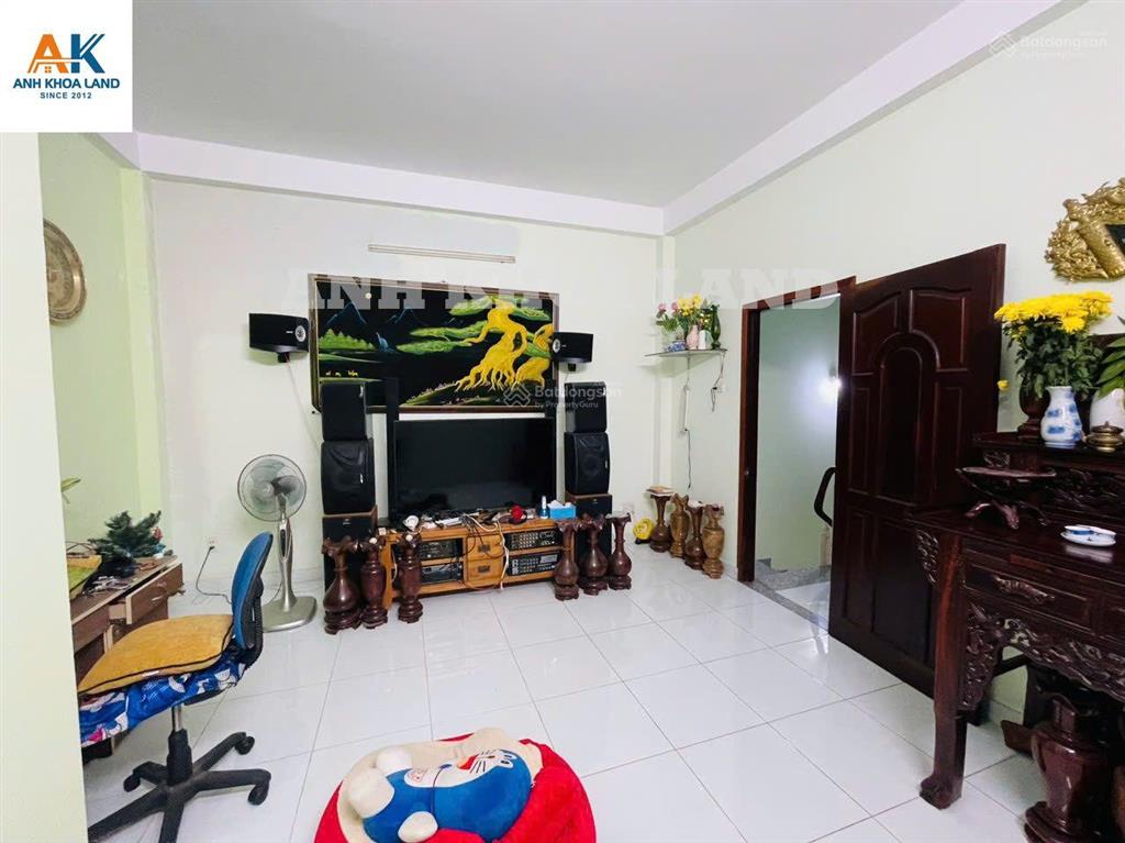 Bán nhà 4 tầng  đường song hành hà nội  p. trường thọ  90m²  vuông vức  50m ga metro