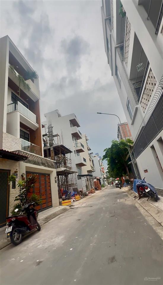 Lô đất đẹp khu centerhome trường thọ thủ đức, 99.4m2 mà giá chỉ 8.5 tỷ  khu này bao đẹp ạ, chdv...