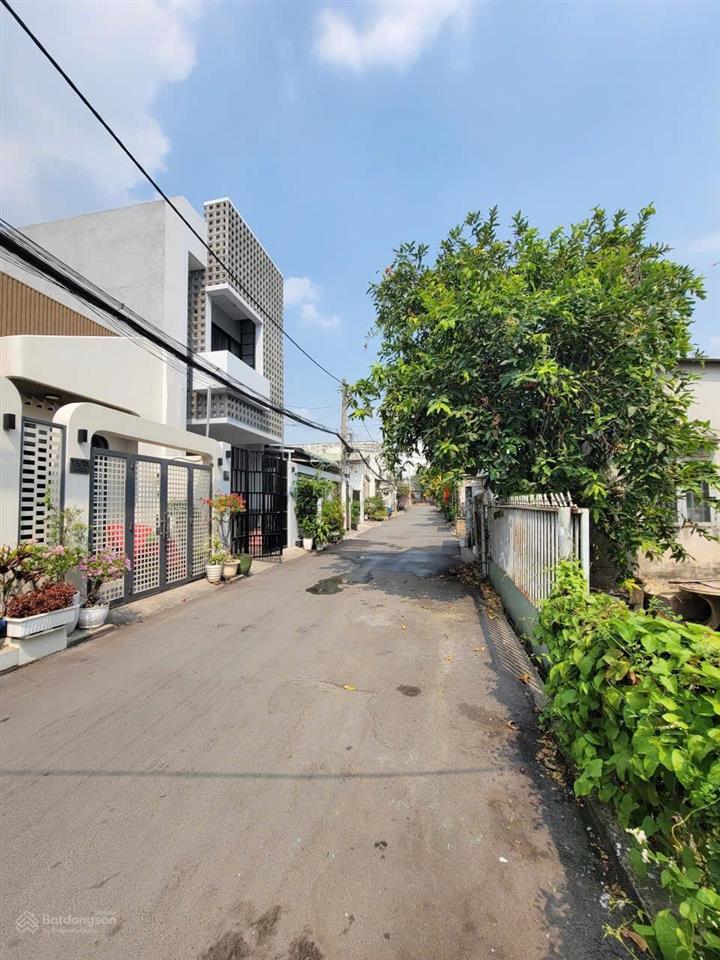 Ngộp  bán gấp lô đất hồ văn tư, gần ga metro, chợ tđ, 8,9 x 44m giá 20.45tỷ, xây chdv, ks, phân lô