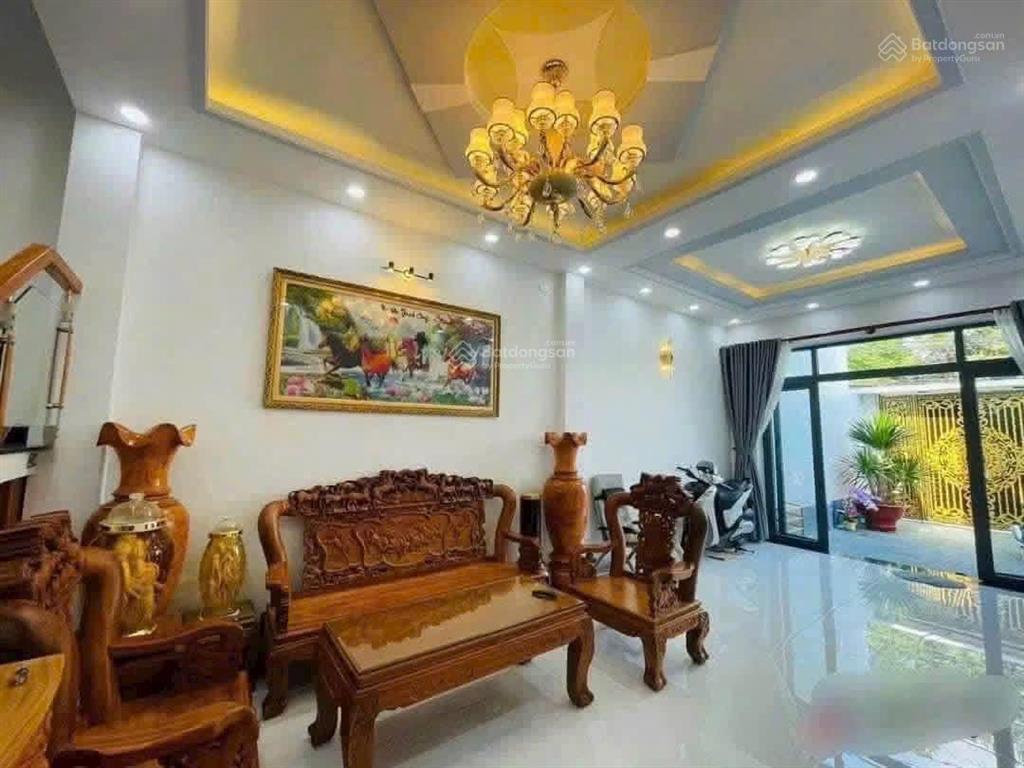 Bán nhà mặt tiền đường  ngay kha vạn cân  phạm văn đồng  linh tây, tp. thủ đức 106m2 giá 10.8tỷ