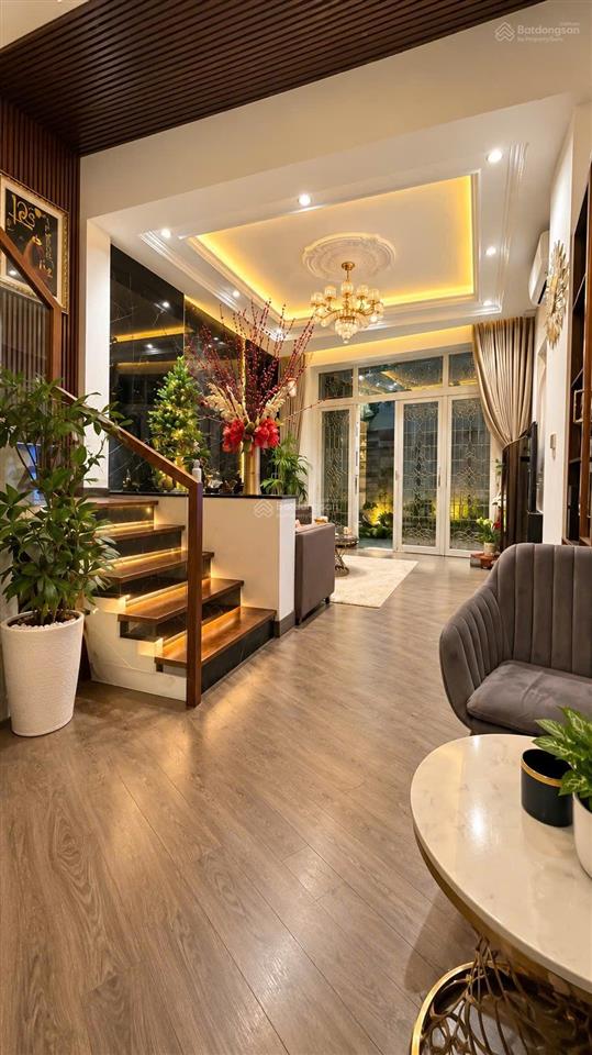 Bán nhà siêu đẹp 1 trệt 2 lầu + sân thượng, hẻm ô tô đường 7. tam bình 138m2