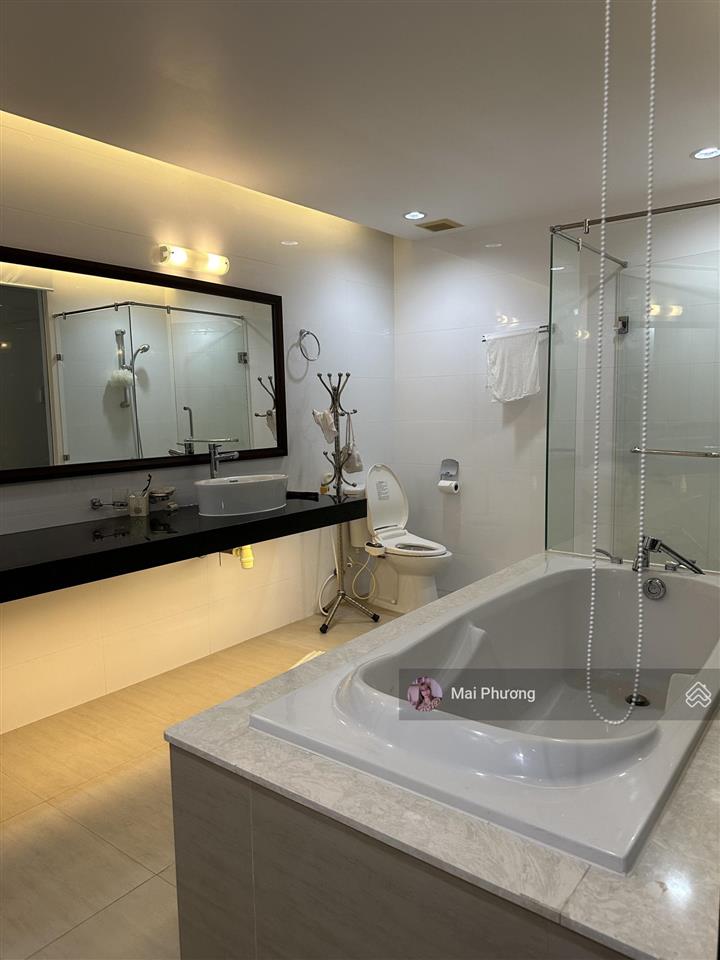 Căn hộ ocean vista  3pn 4.7tỷ 140m2 view biển tầng cao  0919 503 ***